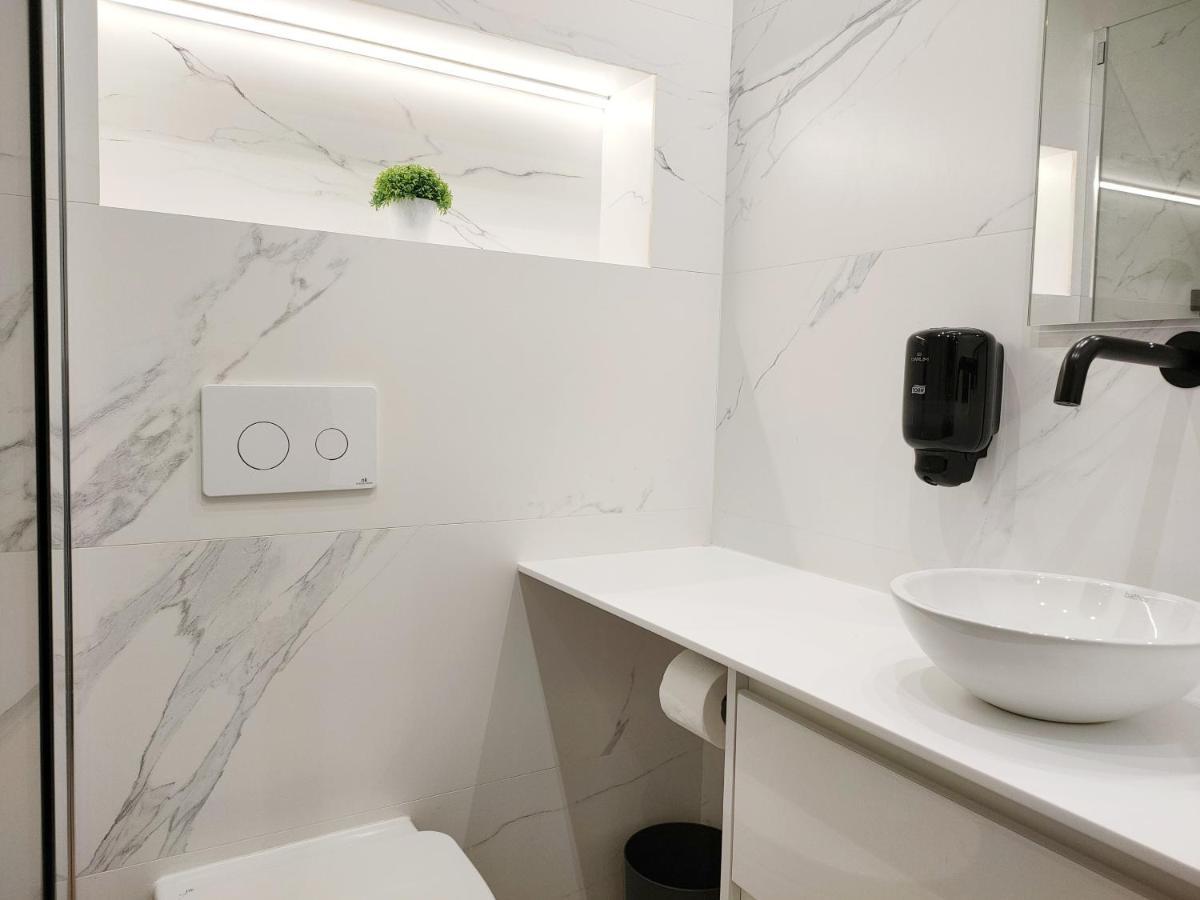 Oviedo Centro Santa Clara Piso De Lujo Διαμέρισμα Εξωτερικό φωτογραφία